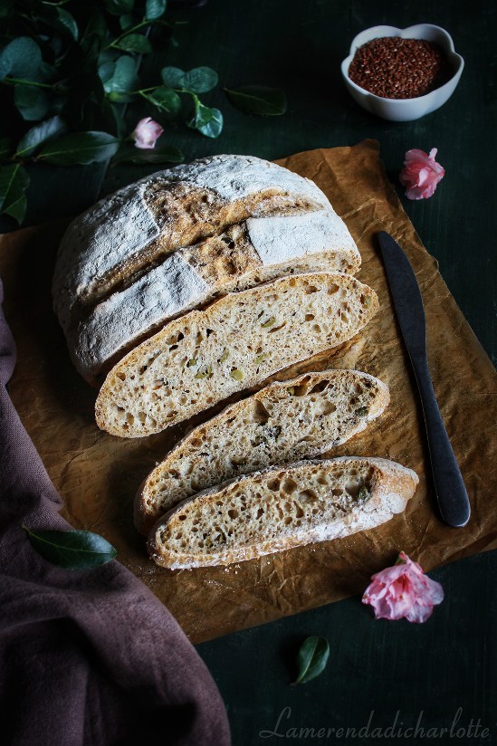pane con farina integrale alle olive