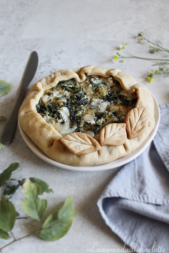 torta al kamut con formaggi e cicoria