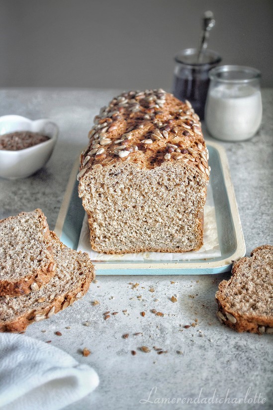 pane con farina di segale integrale